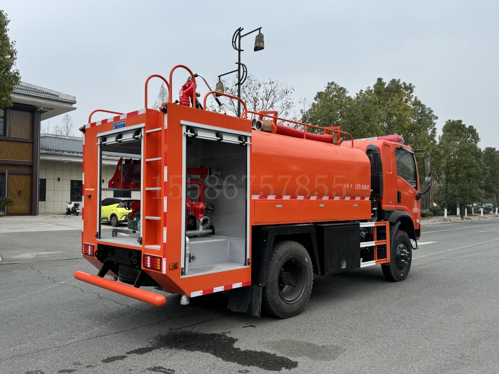 5.25吨四驱越野森林消防车