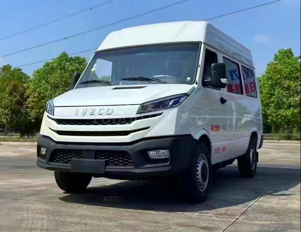 9座森林消防运兵车