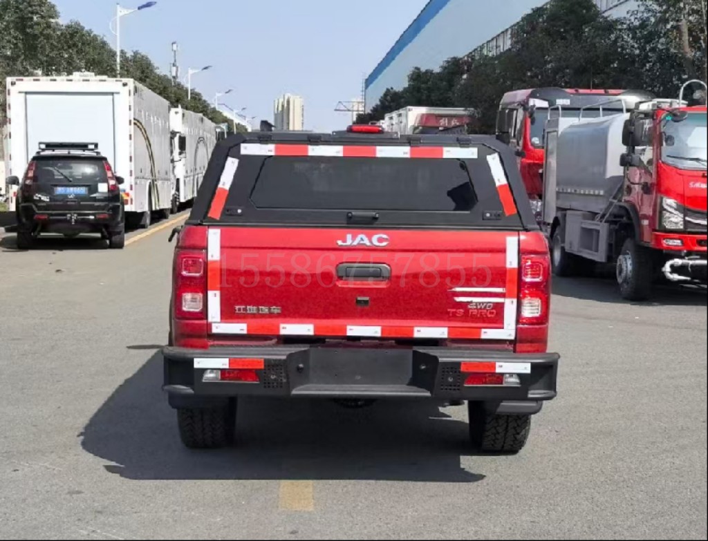 四驱森林消防装备车