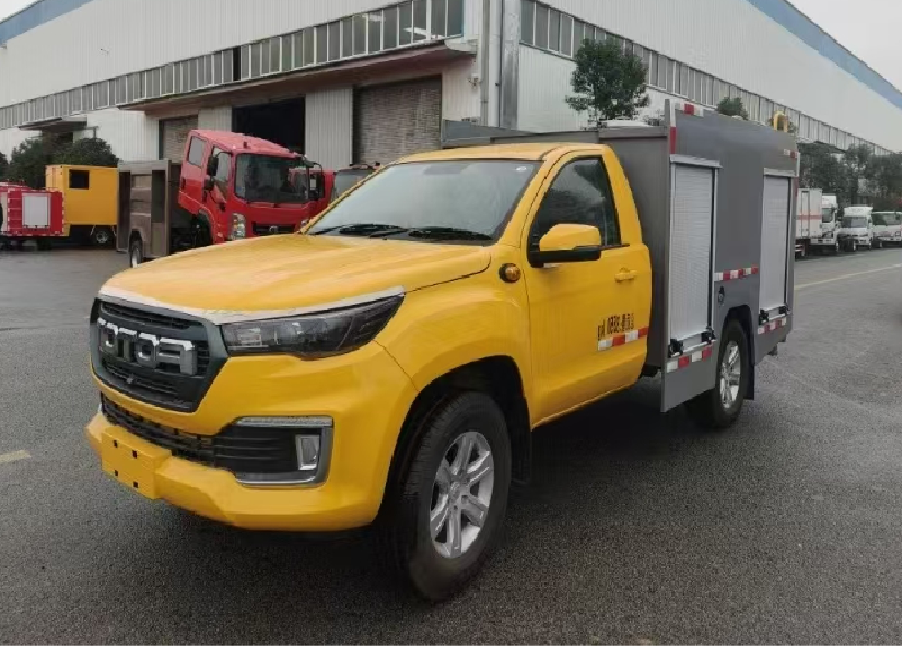 1.5吨四驱森林消防车